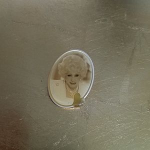 Mary Kay Ash lapel pin